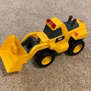 CAT Yellow Toy Front Loader